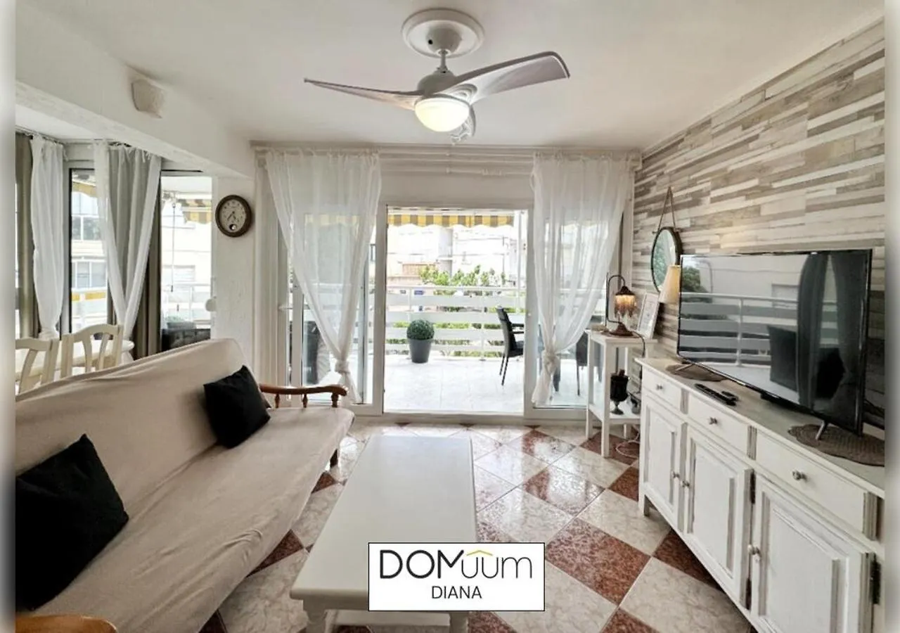 Domuum Holidays - Diana Family Home Salou Apartment