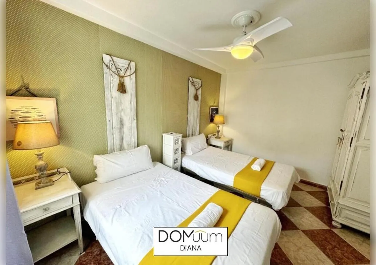 Domuum Holidays - Diana Family Home Salou Spain